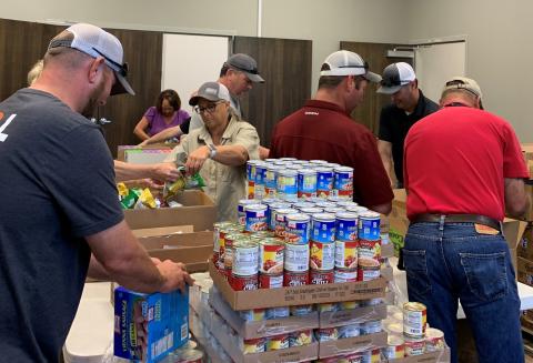 arkansas team sorting food donations